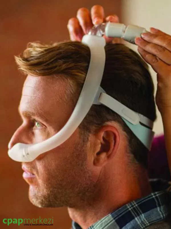 Philips Respironics DreamWear Burun Yastıkçığı CPAP Maskesi Philips Respironics DreamWear Burun Yastıkçığı CPAP Maskesi